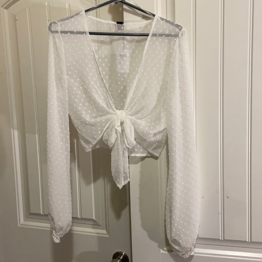 Pocket dots white crop top